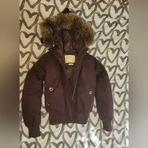 Aritzia Community Down Jacket (XS-S)